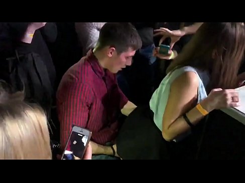 ❤️ Skutočný sex v ruskom nočnom klube. 18-ročné ruské dievča v análnom otvore a vagíne jebané v nočnom klube ❤ Domáce porno na nás sk.porn33.top ❌❤